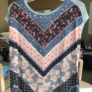 Maurices patterned short sleeve shirt